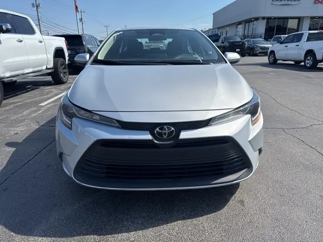 2024 Toyota Corolla LE photo 2