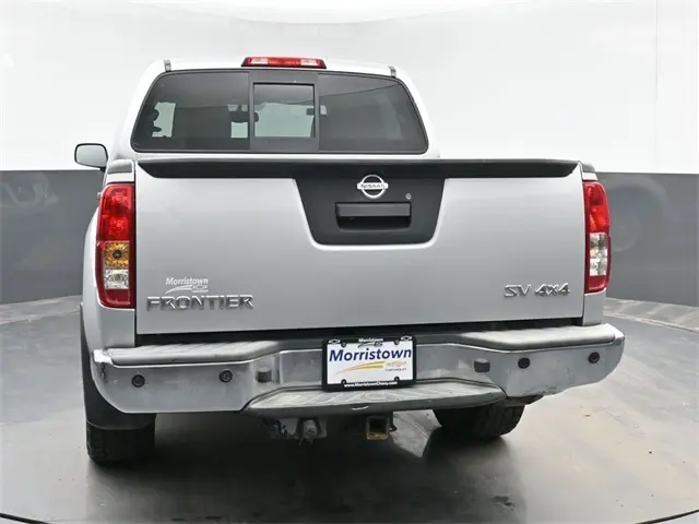 2016 Nissan Frontier SV photo 7