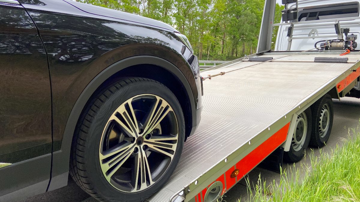 Car Repossession in Progress