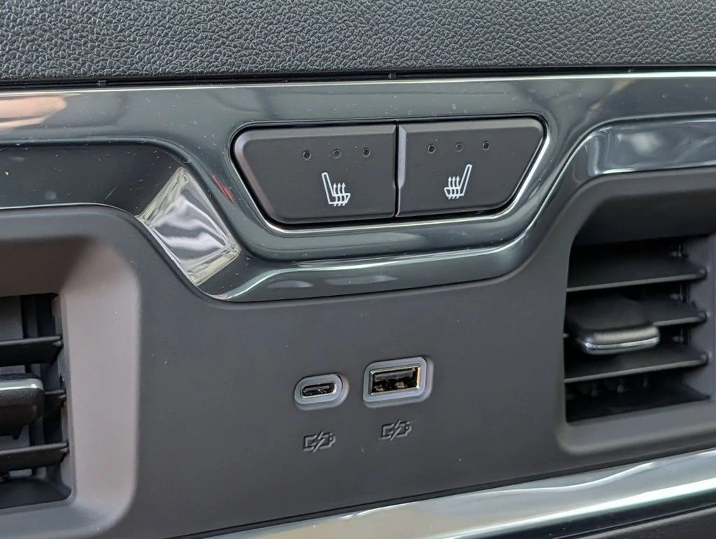 2026 GMC Sierra 3500HD Denali - Photo 35