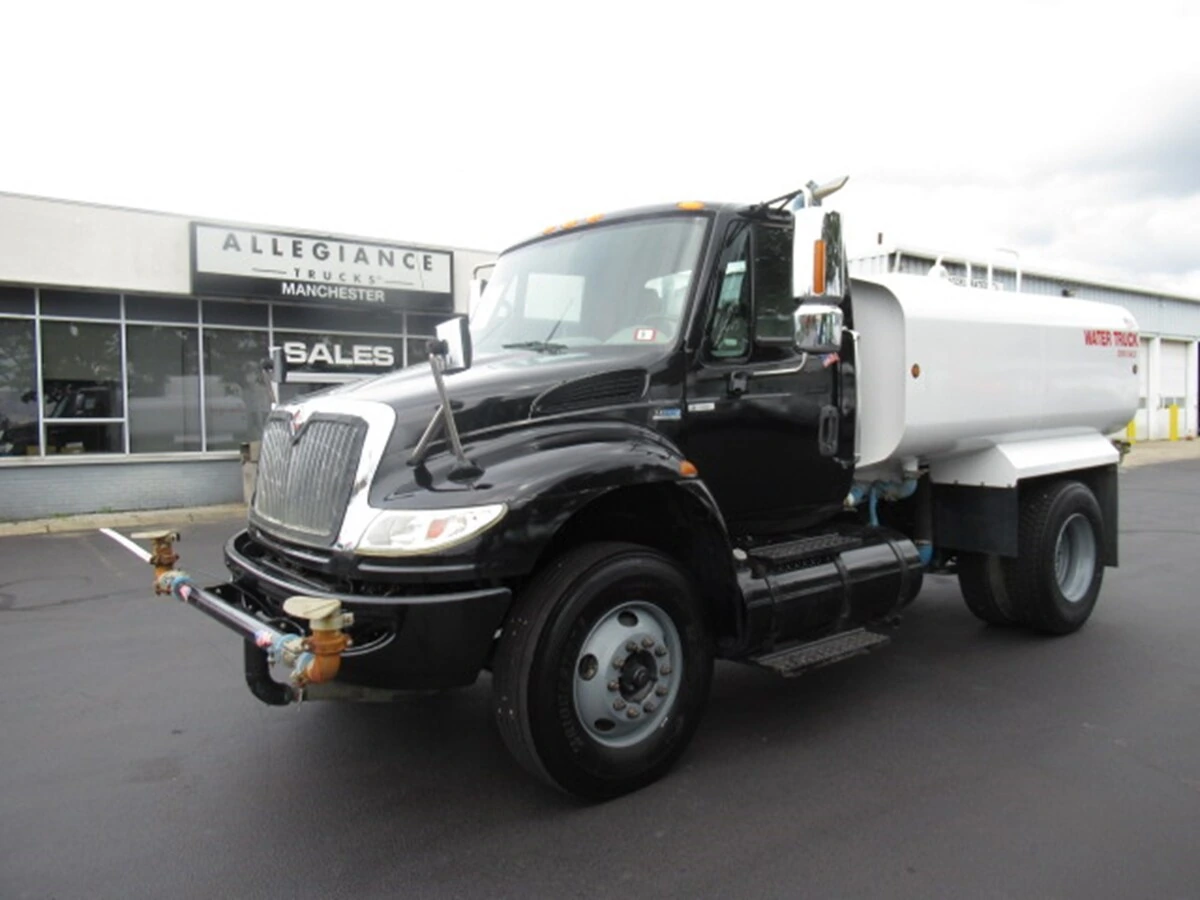 2013 International 4300 in Manchester, NH