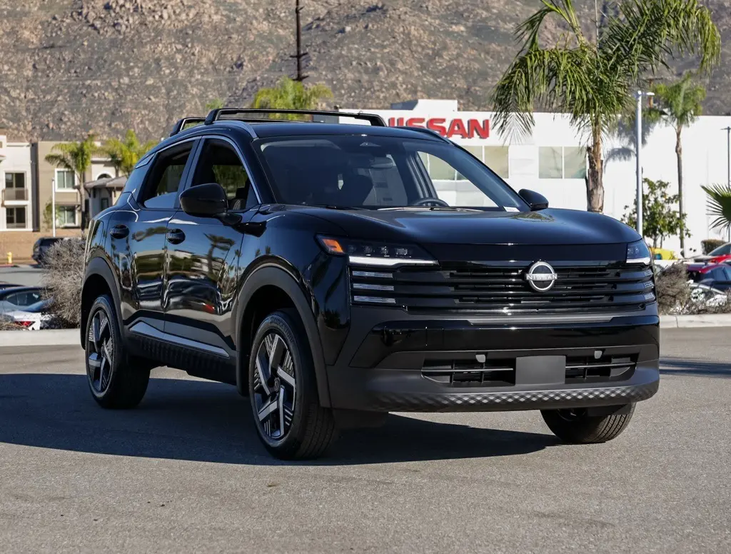 2026 Nissan KICKS SV's photo