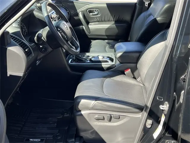 2023 Nissan Armada SL photo 19