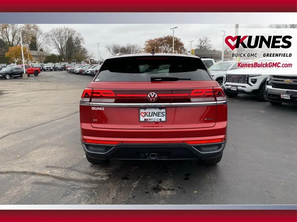2024 Volkswagen Atlas Cross Sport SE Technology photo 4