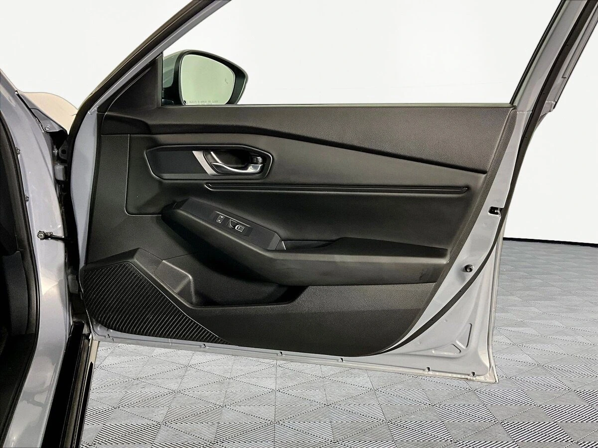 2024 Honda Accord Hybrid EX-L - Photo 28