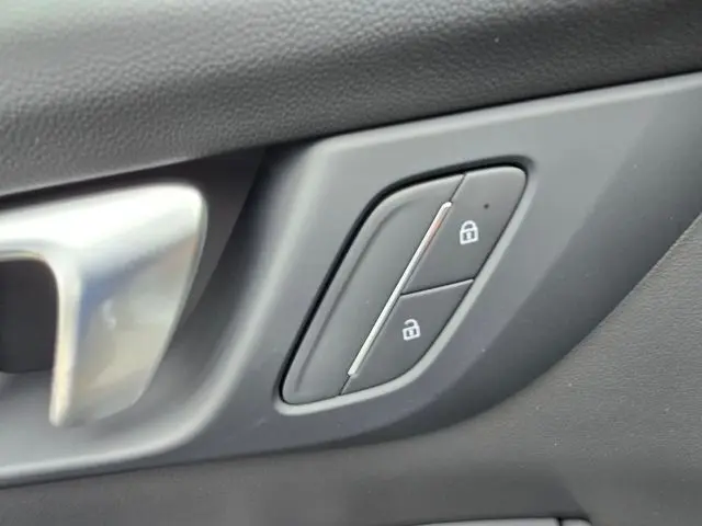 2026 Buick Enclave Sport Touring photo 8