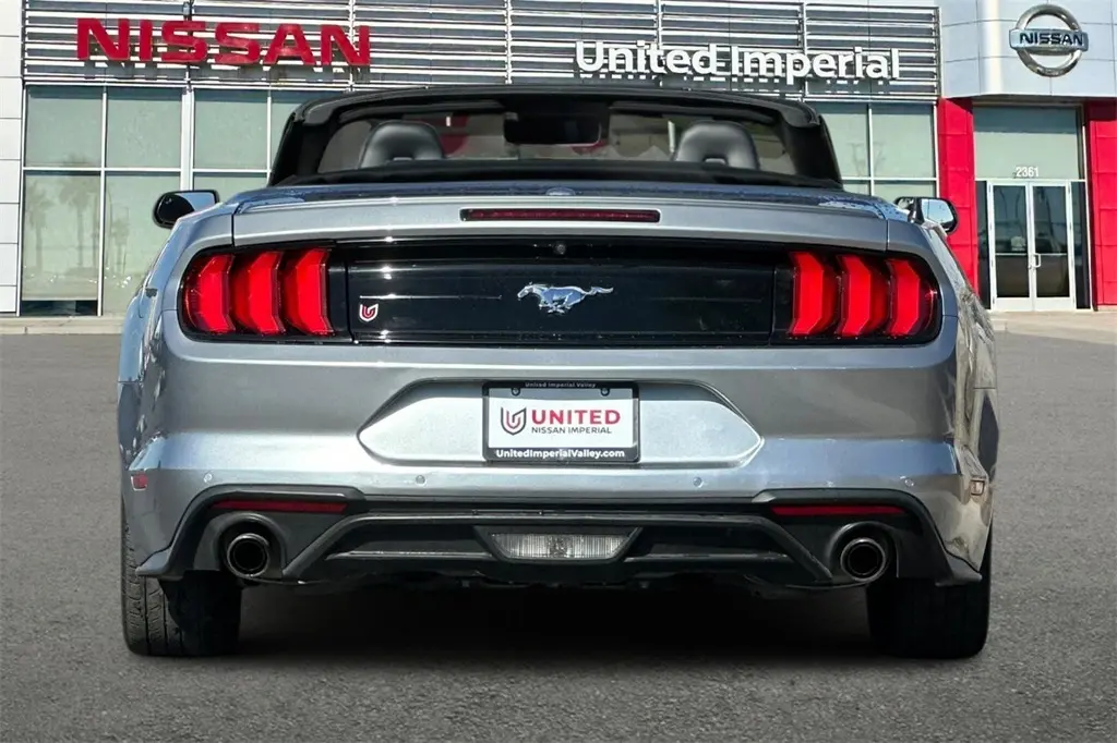 2023 Ford Mustang EcoBoost Premium photo 5