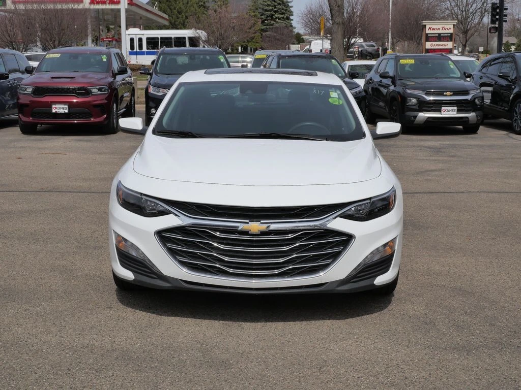 Used 2024 Chevrolet Malibu 1LT with VIN 1G1ZD5ST5RF134134 for sale in Hastings, Minnesota