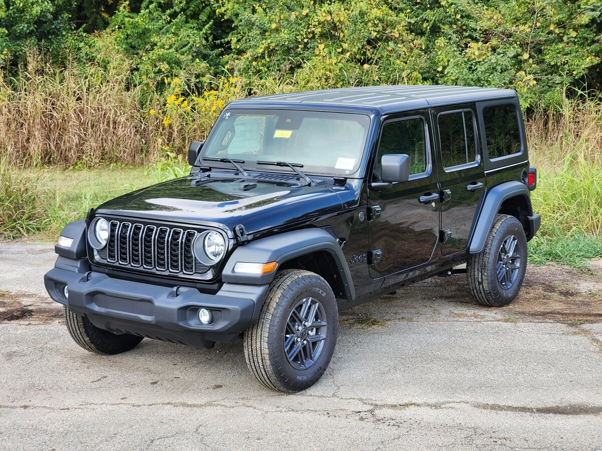 2025 Jeep Wrangler 4-Door Sport S - Photo 11