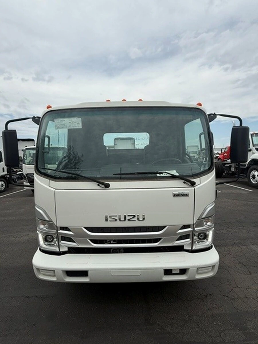 2024 Isuzu NRR — photo 6