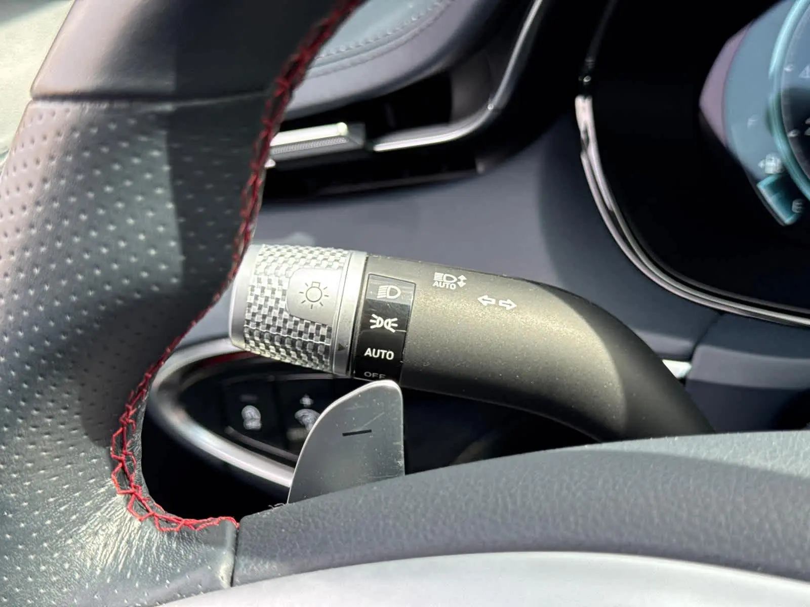 2023 Genesis GV70 2.5T photo 20