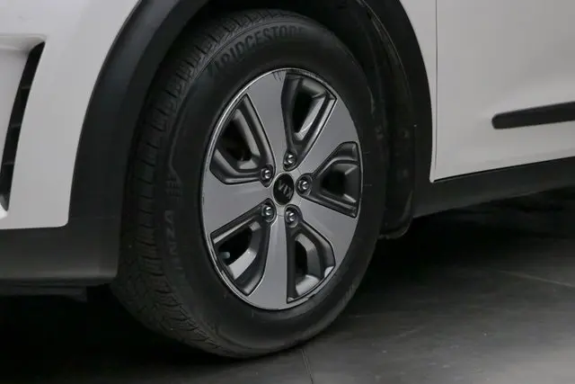 2019 Kia Niro EX Touring S photo 7