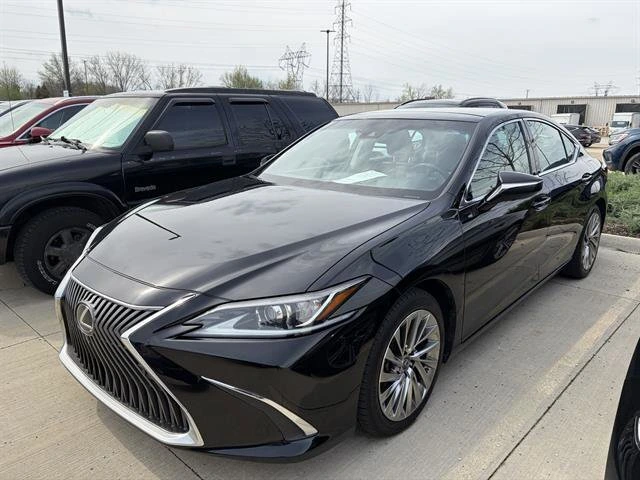 2019 Lexus ES 350 350 Luxury's photo