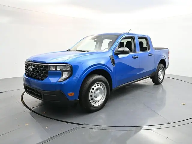 2025 Ford Maverick XL photo 3
