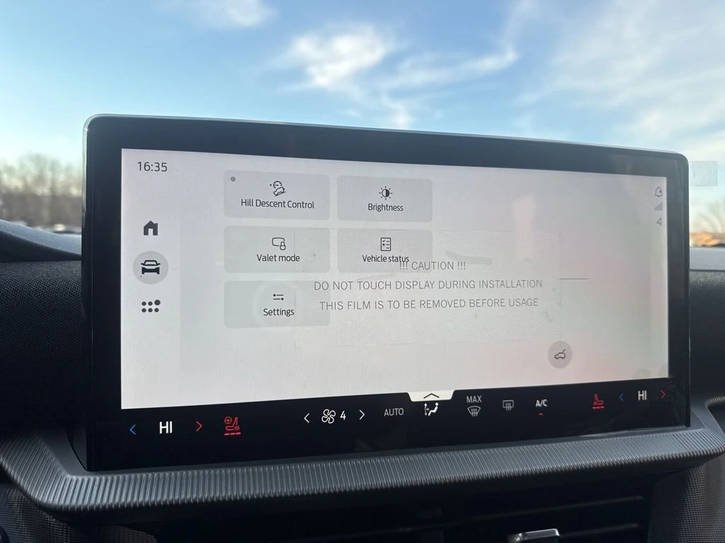 2026 Ford Explorer ST-Line - Photo 27