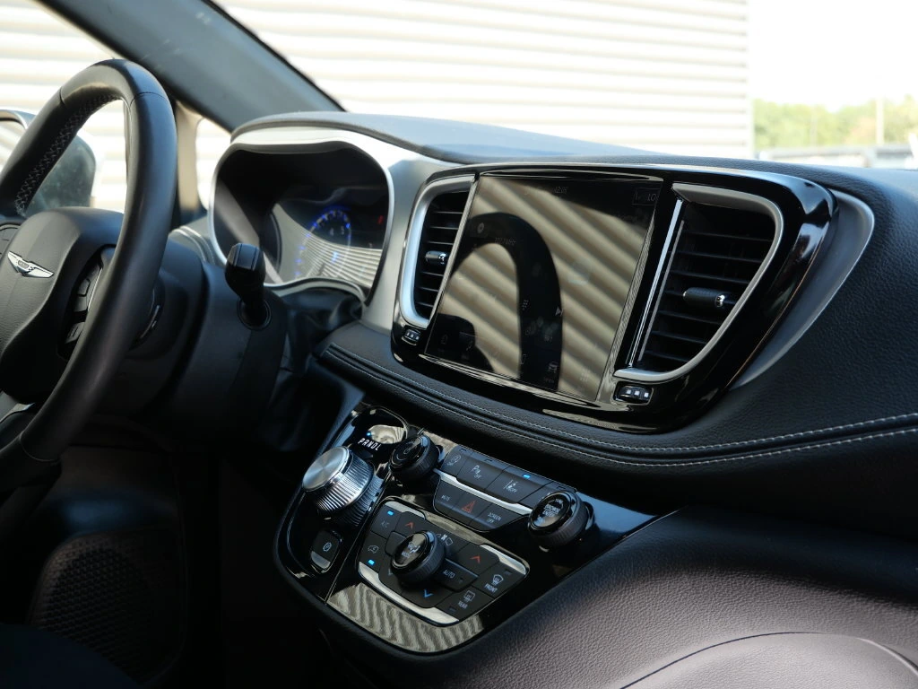 Photo 19