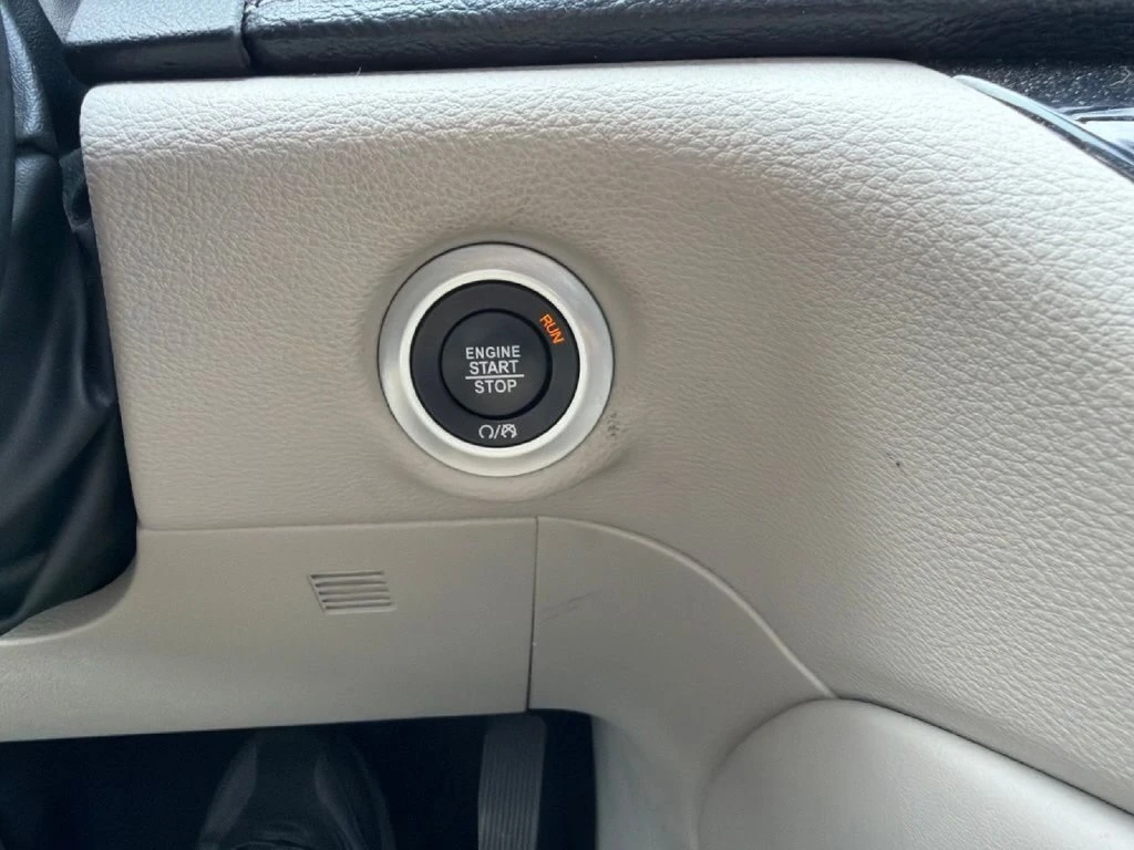2024 Chrysler Pacifica Limited - Photo 27