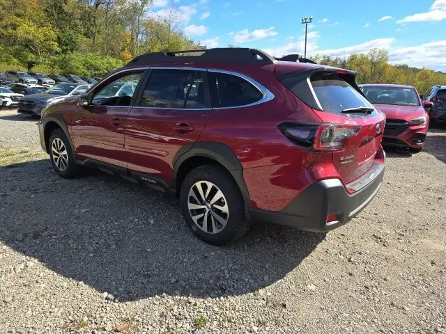 2025 Subaru Outback Premium photo 3