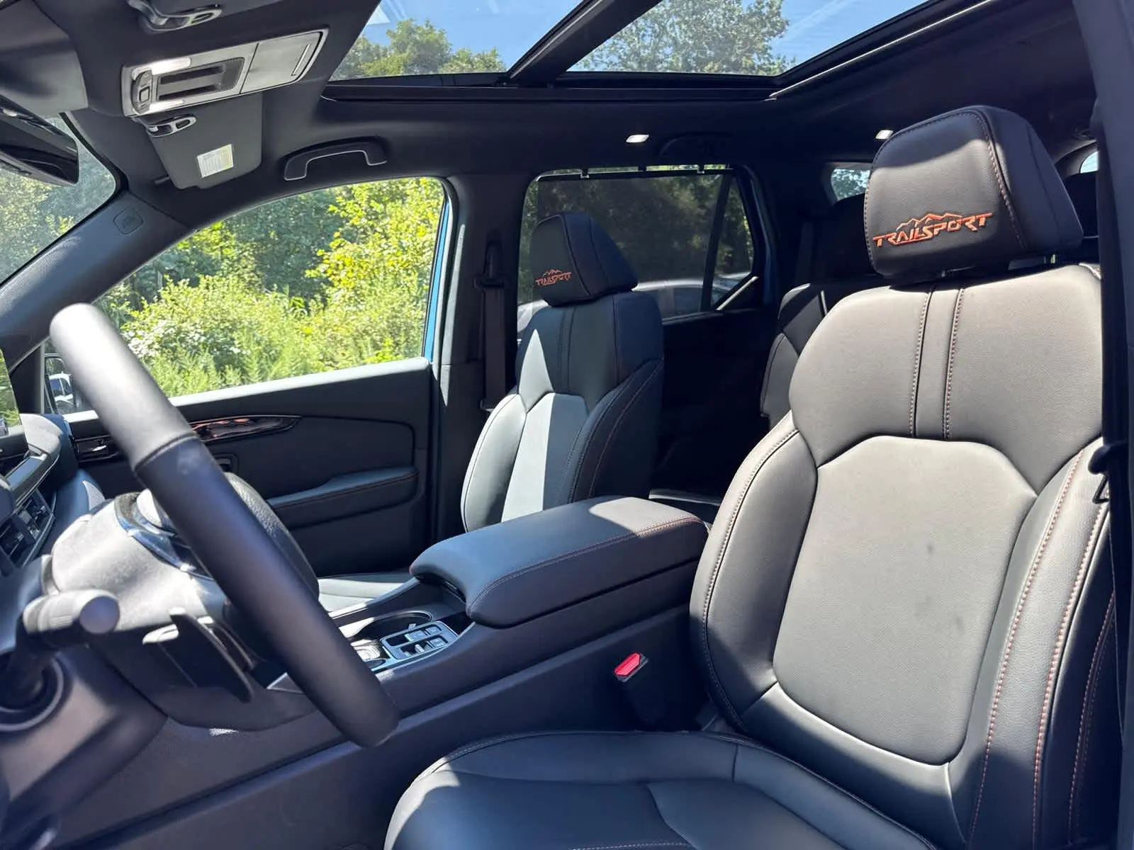 2025 Honda Pilot TrailSport photo 12