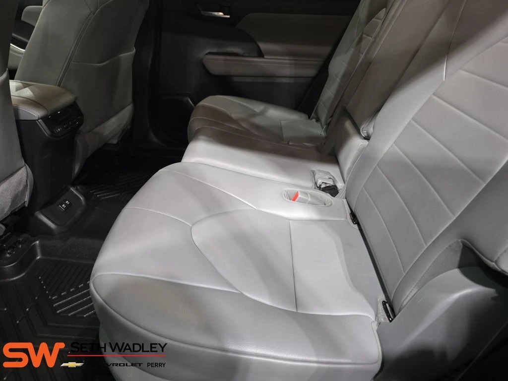 2021 Toyota Highlander XLE - Photo 15