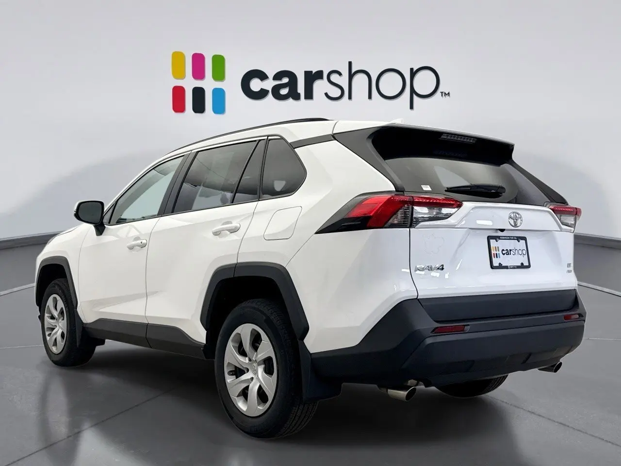 2021 Toyota RAV4 LE photo 2