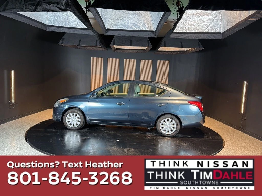 2016 Nissan Versa 1.6 SV CVT's photo