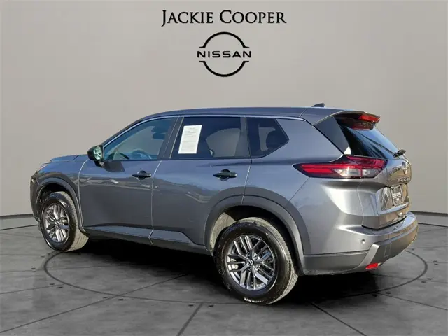 2024 Nissan Rogue S photo 3