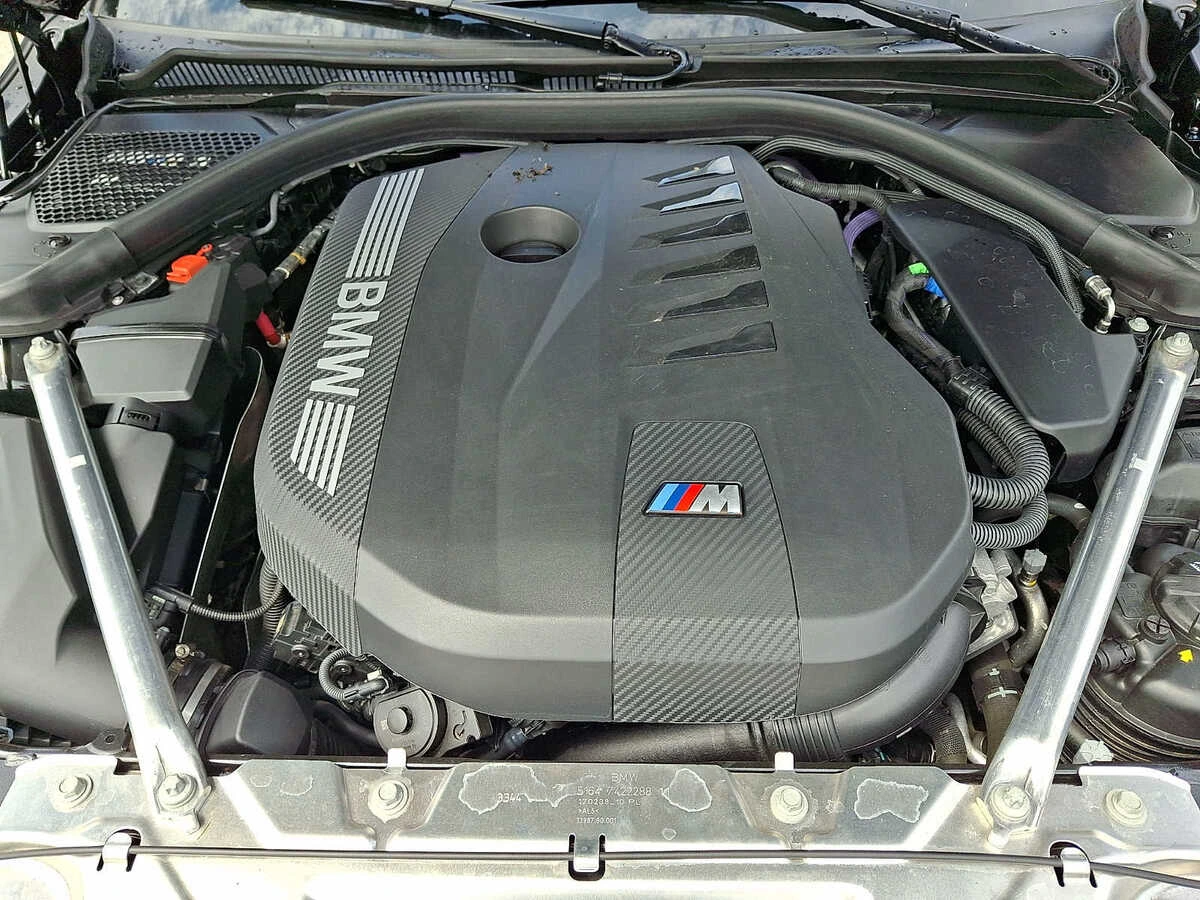 2025 BMW 4 Series M440i - Photo 27