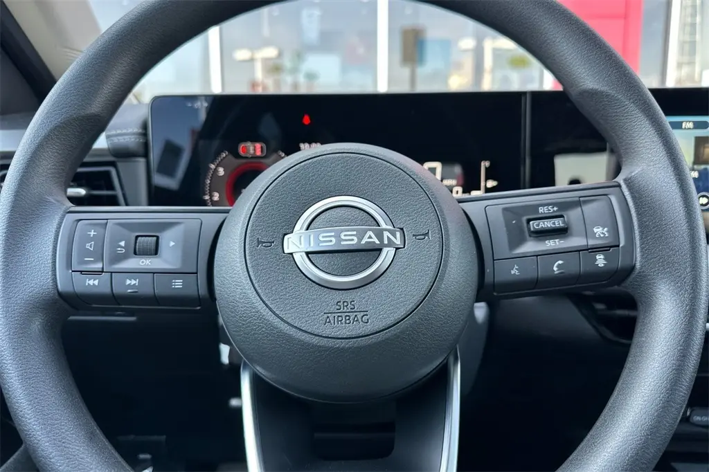 2026 Nissan Kicks SV photo 18