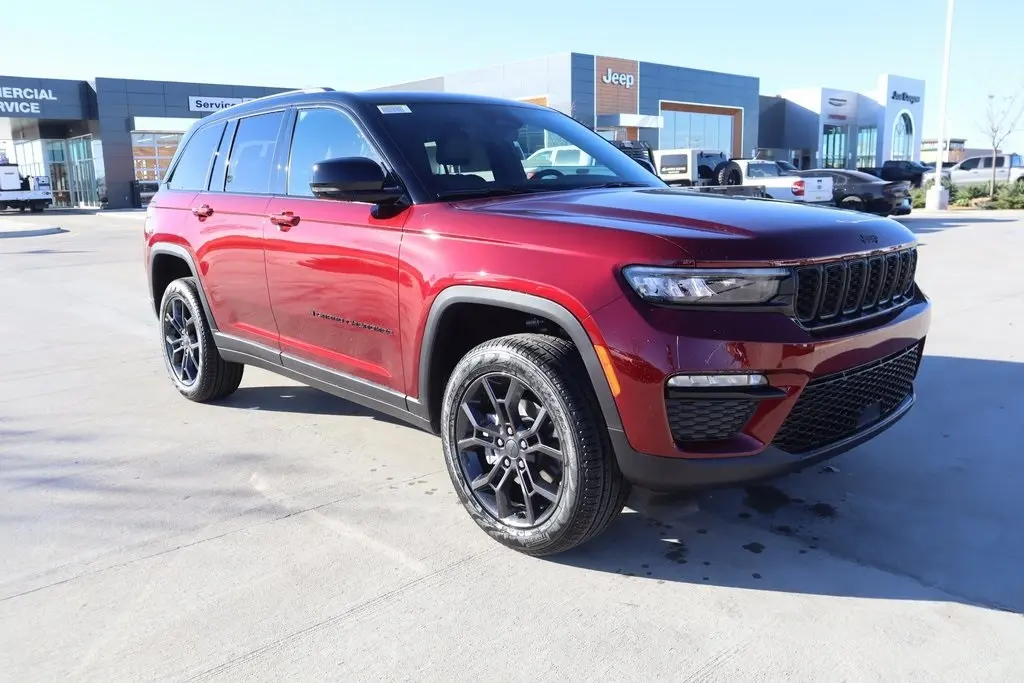 2025 Jeep Grand Cherokee Limited's photo
