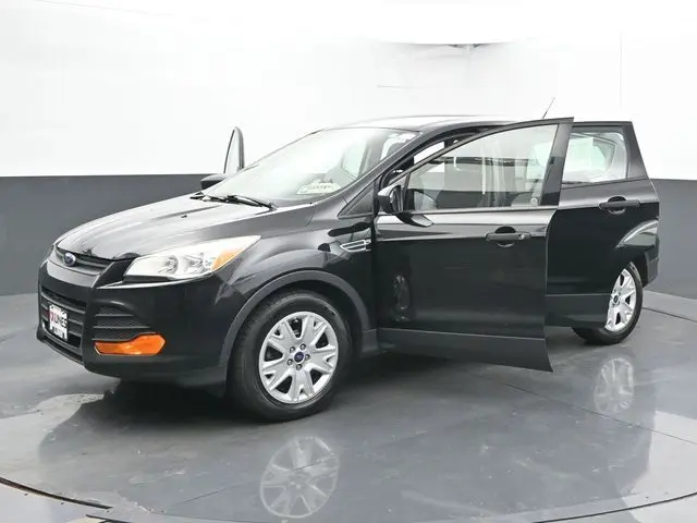 2015 Ford Escape S photo 40