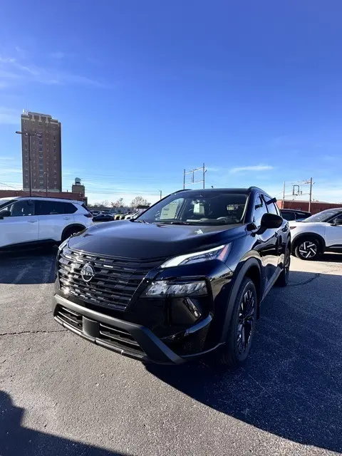 2026 Nissan Rogue SV's photo