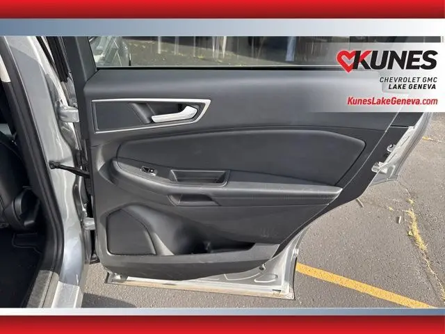 2024 Ford Edge SEL photo 14