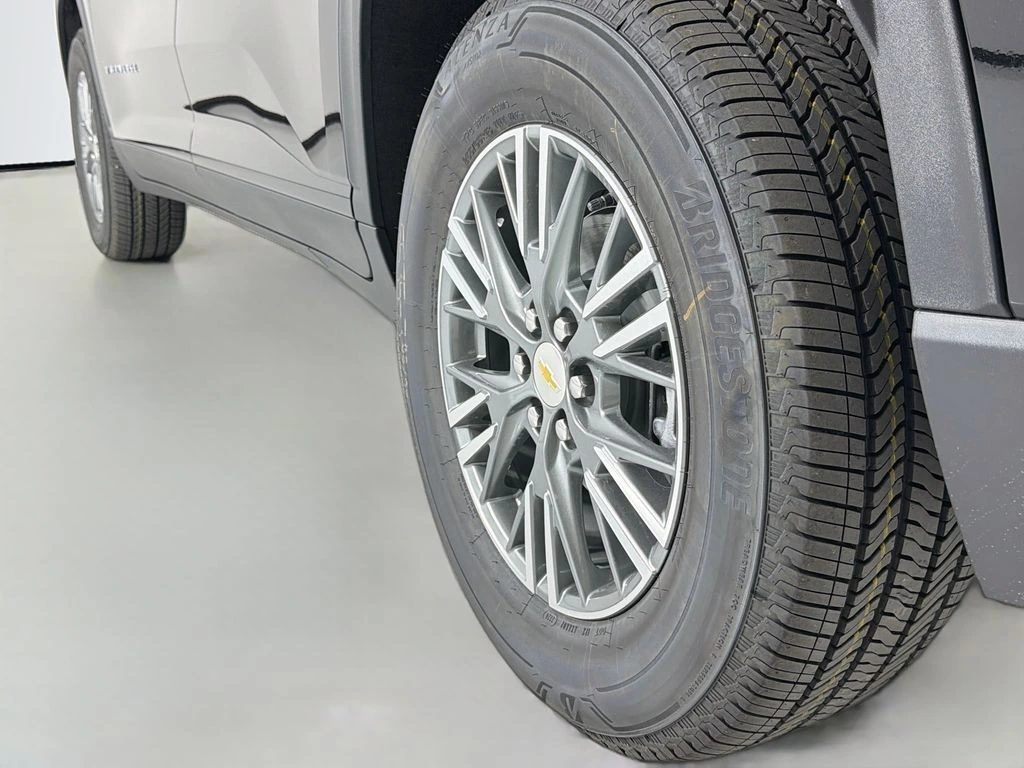 2026 Chevrolet Traverse LT - Photo 32