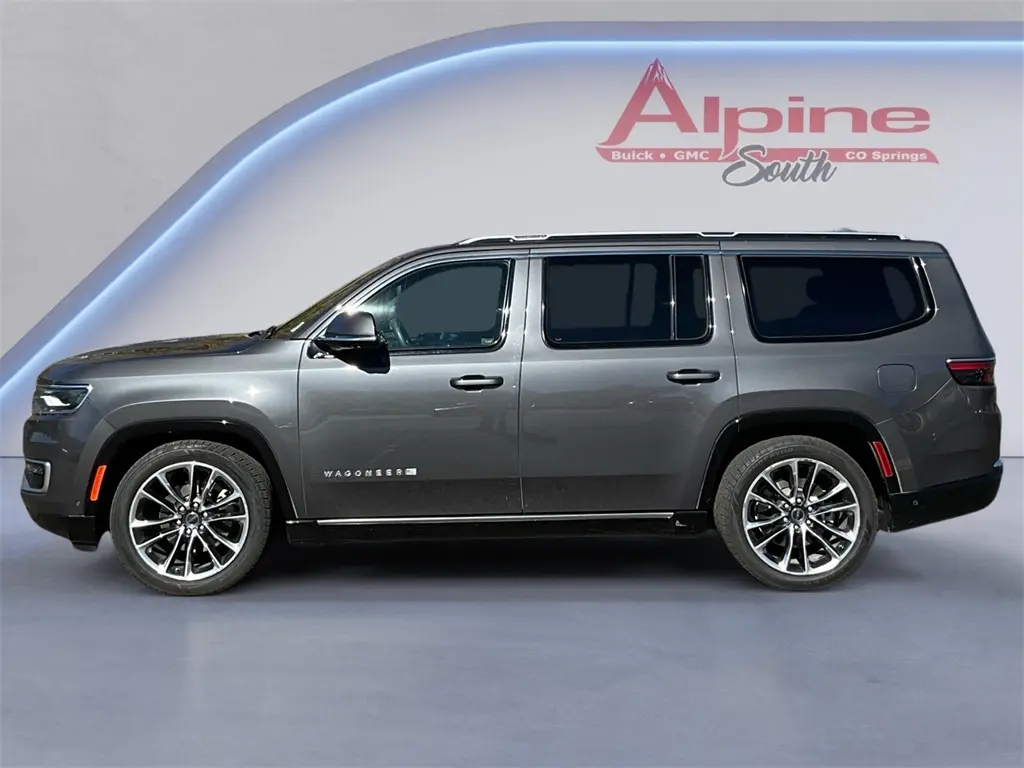 2022 Jeep Wagoneer Series III photo 2