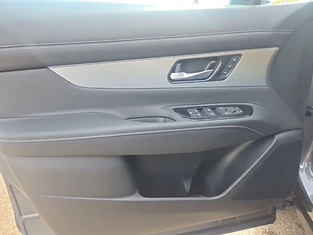 2026 Nissan Murano SL - Photo 13