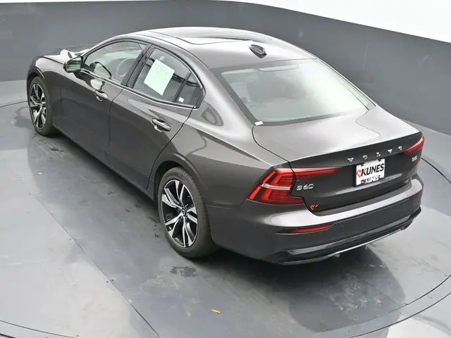 2024 Volvo S60 B5 Core photo 27