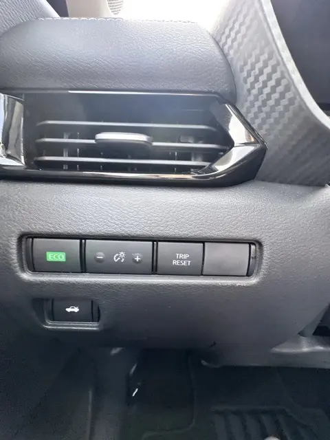 2025 Nissan Sentra SV photo 20
