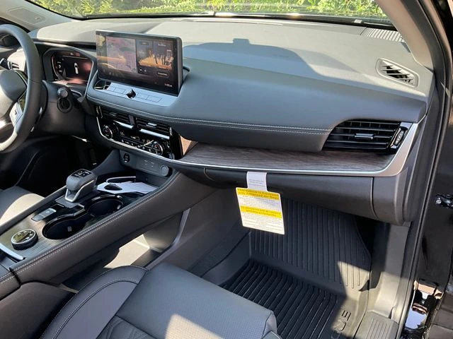 2026 Nissan Rogue Platinum - Photo 27