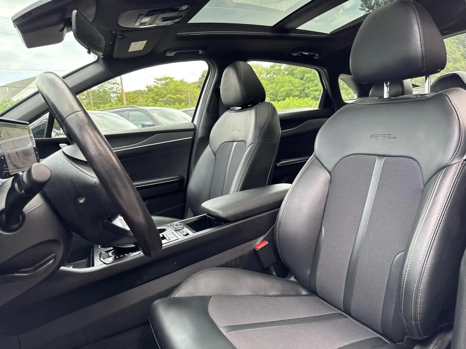 2023 Kia K5 GT-Line photo 13