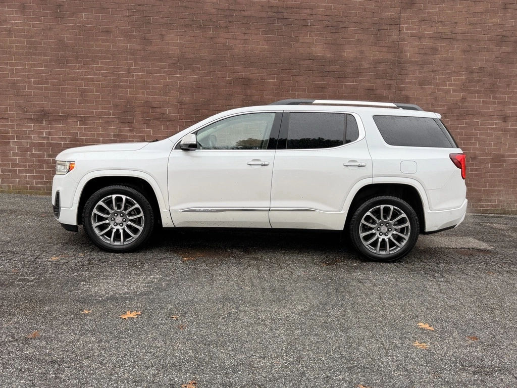 Used 2023 GMC Acadia Denali with VIN 1GKKNXLS8PZ223123 for sale in Kansas City