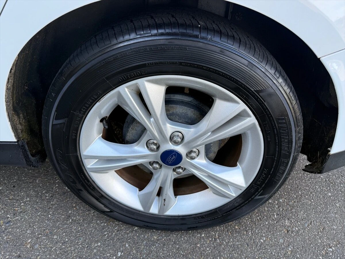 2014 Ford Focus SE - Photo 30