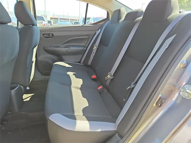 2025 Nissan Versa 1.6 S photo 24