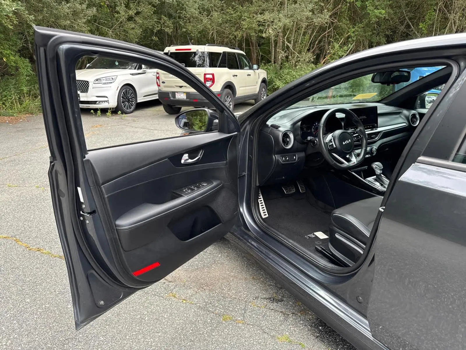 2023 Kia Forte GT-Line photo 10