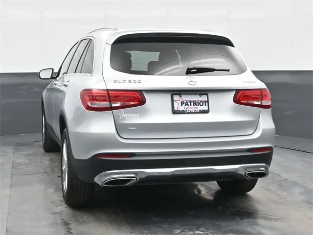 Used 2018 Mercedes-Benz GLC GLC300 with VIN WDC0G4KB4JV077860 for sale in Tulsa, OK