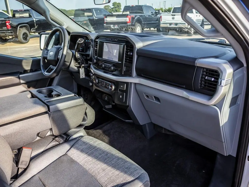 2022 Ford F-150 XLT photo 12