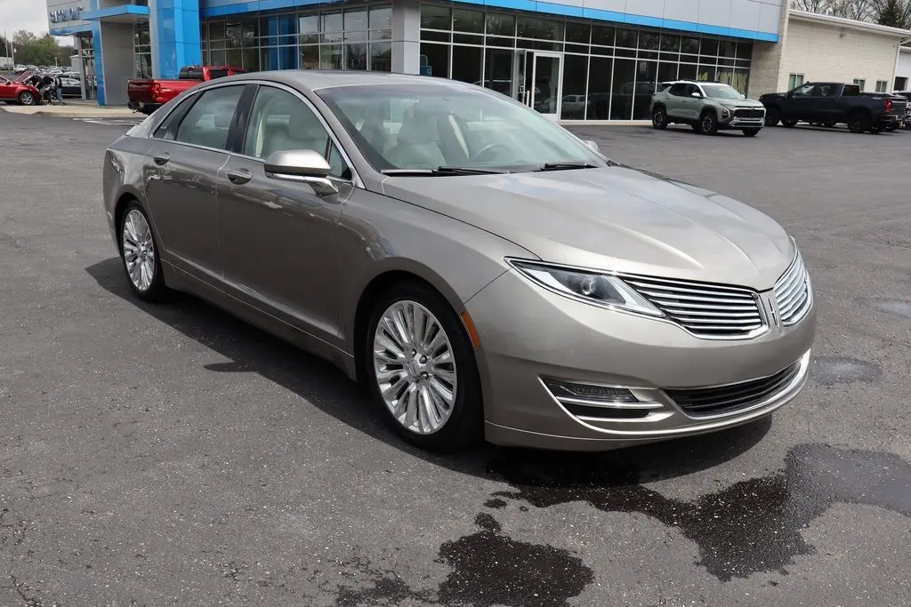 Used 2016 Lincoln MKZ Base with VIN 3LN6L2J98GR609143 for sale in Atwater, OH