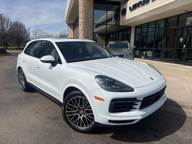 2023 Porsche Cayenne Base