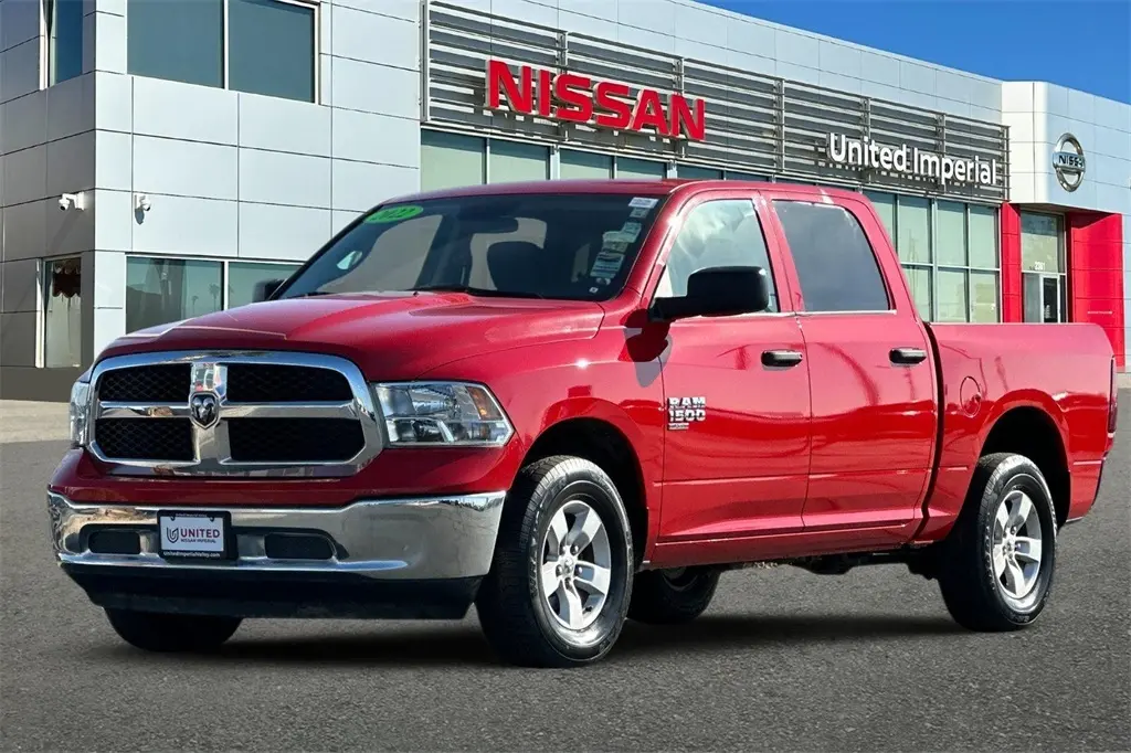 2022 Ram 1500 Classic SLT photo 8
