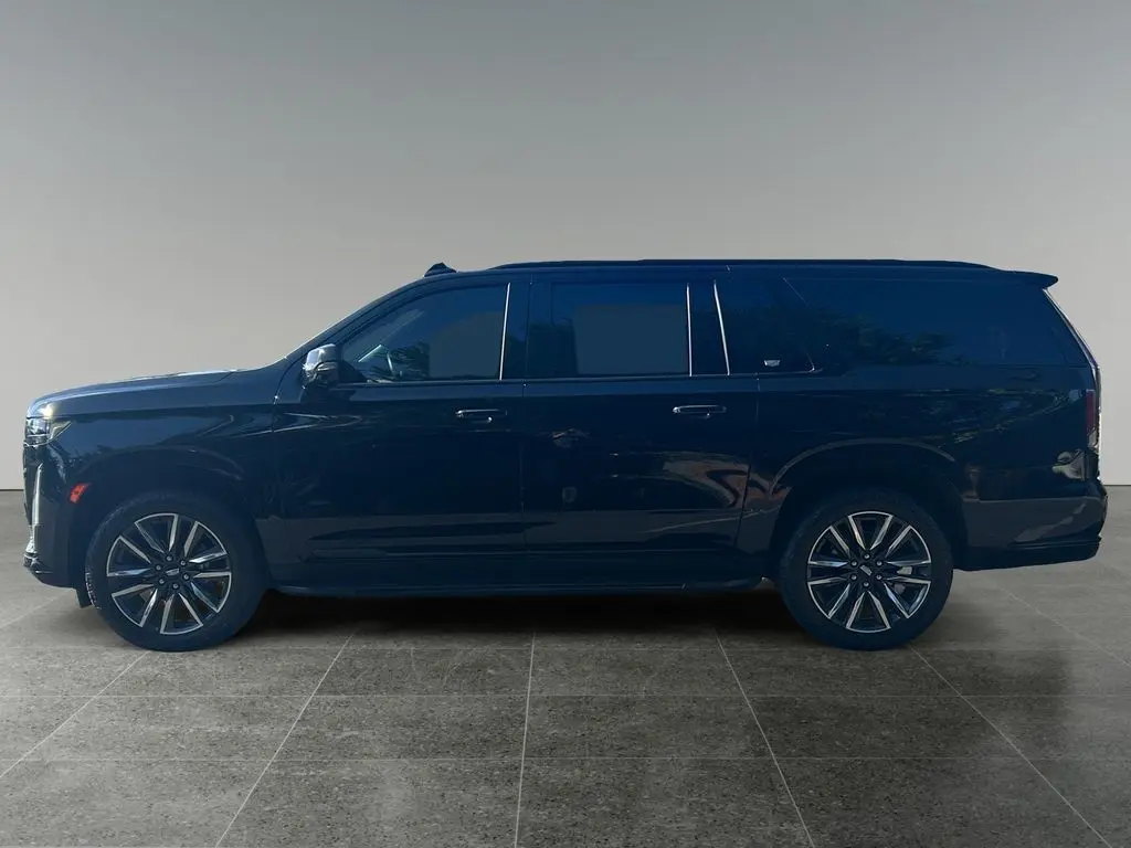 2021 Cadillac Escalade ESV Sport Platinum photo 4